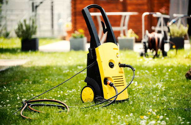 Best Building Exterior Washing  in Liberty Triangle, FL